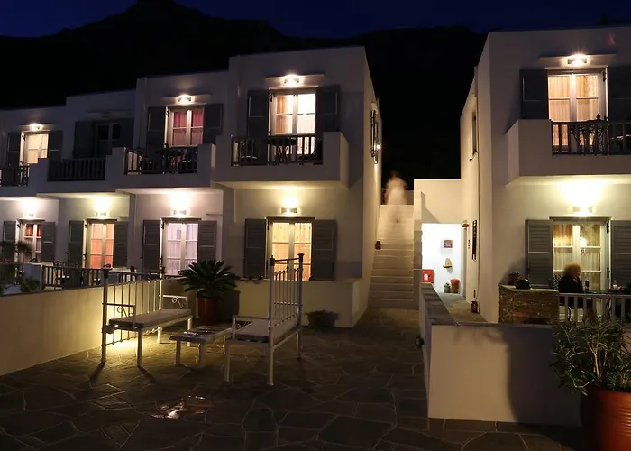 Nymfes Kamares (Sifnos)