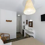 Hotel Nymfes 3*