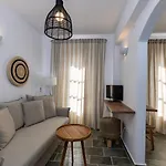 Nymfes Hotel