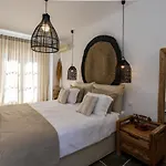 Hotel Nymfes 3*