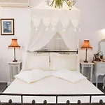 Nymfes Hotel 3*