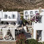 Hotel Nymfes 3*