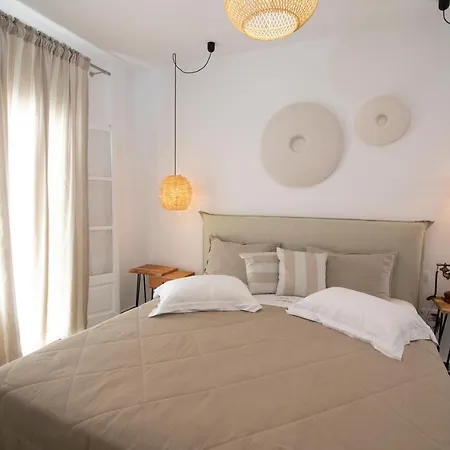 Nymfes Hotel 3*