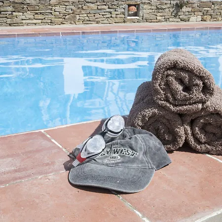 Nymfes Kamares (Sifnos)