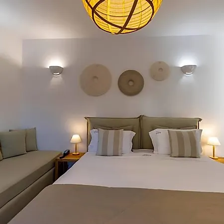 Hotel Nymfes 3*