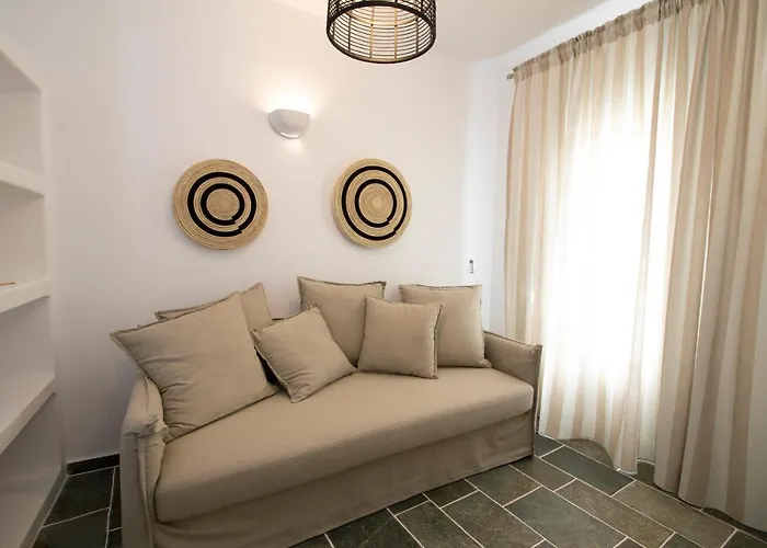 尼姆菲斯酒店 3*